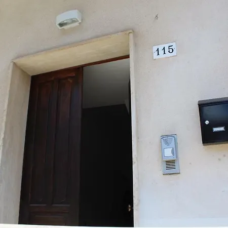 Dimora Maranche بيت للعطل Taurisano